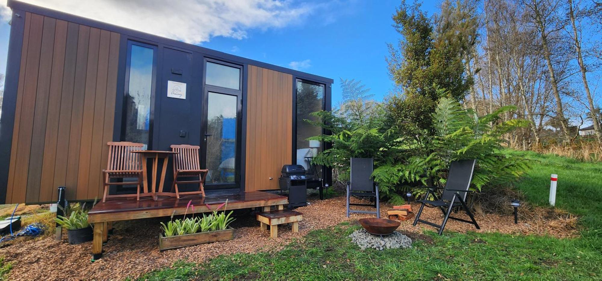 Cozy Cabin2 With Outdoor Bath At Dairy Flat Farm Waitoki 外观 照片