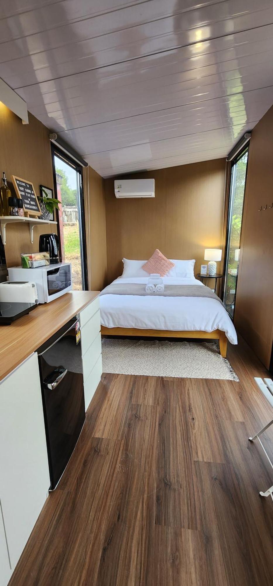 Cozy Cabin2 With Outdoor Bath At Dairy Flat Farm Waitoki 外观 照片